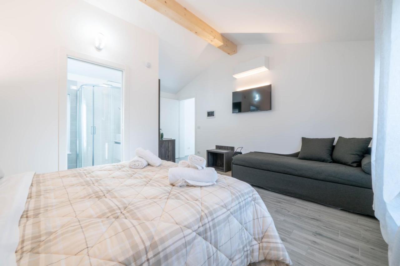 B&B Infinito Castelnuovo Rangone ภายนอก รูปภาพ