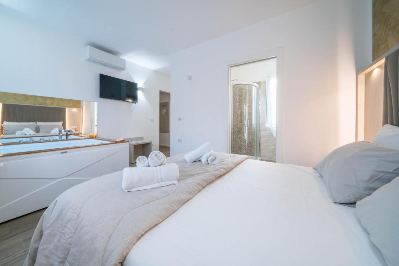 B&B Infinito Castelnuovo Rangone ภายนอก รูปภาพ