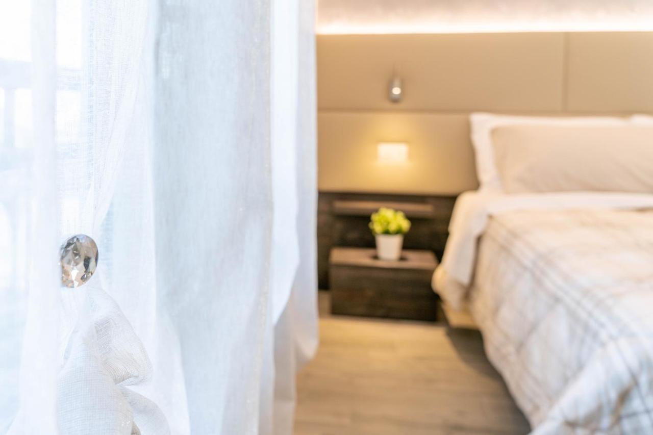 B&B Infinito Castelnuovo Rangone ภายนอก รูปภาพ